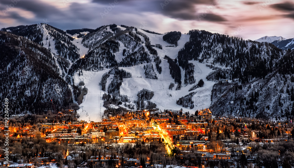 Wall mural Aspen Skyline