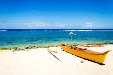 tropican beach pacific 
