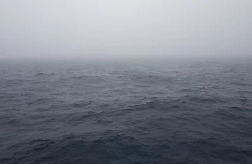 Kussenhoes Mist boven de Zuidelijke Oceaan bij Antarctica © tloventures