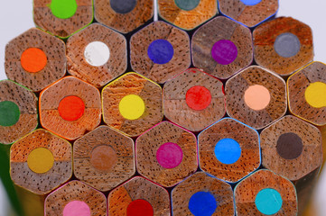 Obraz na płótnie Canvas Pattern of stacked colored pencils