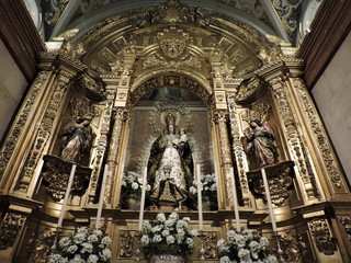 Fototapeta na wymiar Capilla de la Virgen del Rosario, interior de la Basílica de la Macarena, Sevilla