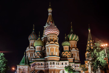 Fototapeta na wymiar Famous Saint Basil's Cathedral illuminated in the Evening, Red Square, Moscow, Russia