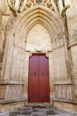 Puerta de la basílica de Saint Nazaire. Carcassonne. Languedoc. Francia