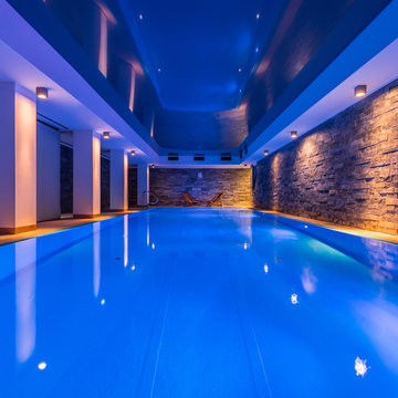 Swimming pool with led lights