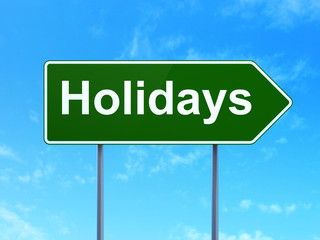 Holiday concept: Holidays on green road highway sign, clear blue sky background, 3D rendering