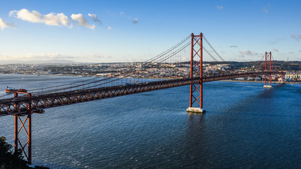 Ponte 25 de Abril; Lissabon