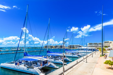 HDR - Neuer Jachthafen in Varadero Kuba - Serie Kuba Reportage