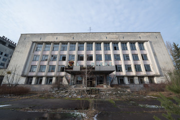 Fototapeta na wymiar Multipleks building in Chernobyl exclusion zone, Ukraine