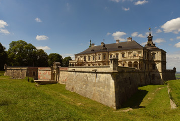 Fototapeta na wymiar Pidhirtsi Castle, Lviv region, Ukraine. Pidhirtsi Castle the renaissance palace 17th century in western Ukraine.