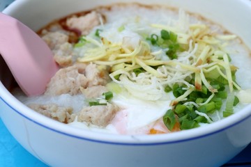 Porridge with pork egg