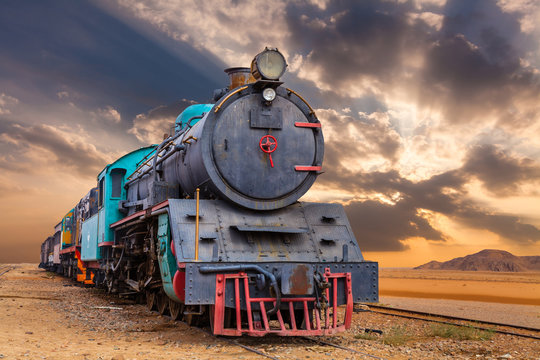 Fototapeta Locomotive train in Wadi Rum desert, Jordan
