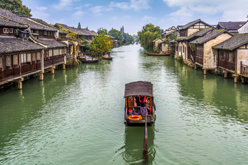 Obraz premium Wuzhen's beautiful rivers and ancient architectural landscapes