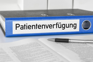 Aktenordner mit der Beschriftung Patientenverfügung