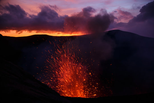 Eruption Yasur vulcano, sunset on the crater edge, Tanna, Vanuatu