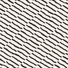 Hand drawn style seamless pattern. Abstract geometric tiling background in black and white. Vector doodle line lattice