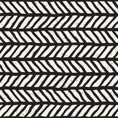 Hand drawn style seamless pattern. Abstract geometric tiling background in black and white. Vector doodle line lattice