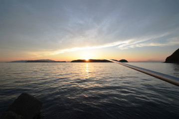 日本の海の夕暮