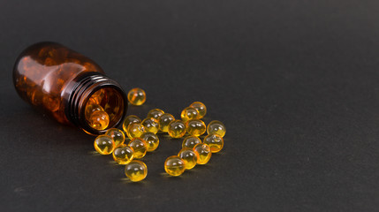 Spilled capsules of vitamine