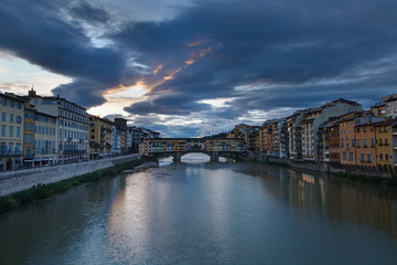 Naklejka premium Night View of Gold (Ponte Vecchio) Bridge , Florence
