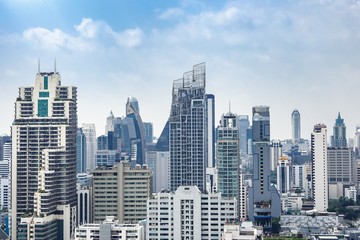 Fototapeta na wymiar 15 February, 2018: Blue sky and city buildings in Bangkok Thailand