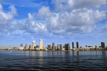 Fototapeta premium The San Diego, California skyline from San Diego Bay.