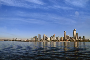Obraz premium The San Diego, California skyline from San Diego Bay.