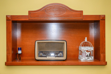 Fototapeta premium Wooden retro radio 