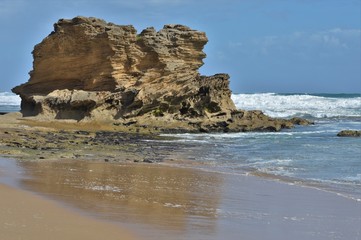 Fototapeta na wymiar Rock formation on the beach - Australia