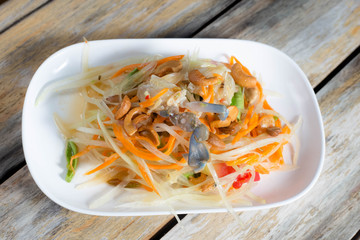 Papaya salad with crab