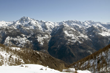 Paesaggio alpino nella valle di Gressoney