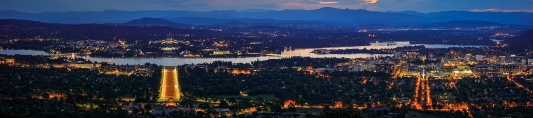 Fototapeta na wymiar Canberra City Blue Hour Panorama