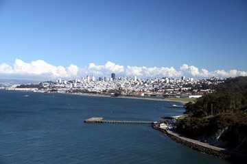 Fototapeta na wymiar Beautiful Skyline of San Francisco - USA 