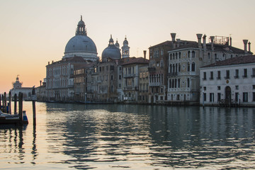 Alba alla Basilica di Santa Maria della Salute - Venezia