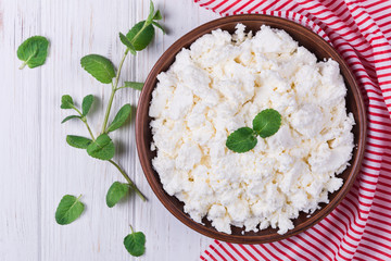 Cottage cheese with mint