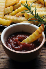 Quètxup Ketchup Salsa rubra Ketsuppi Tómatsósa Catsup ケチャップ Red sauce קטשופ Tomato Keczup كتشب Ketçap Tamatiesous 