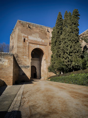Puerta de la justicia en un día soleado, Alhambra, Granada