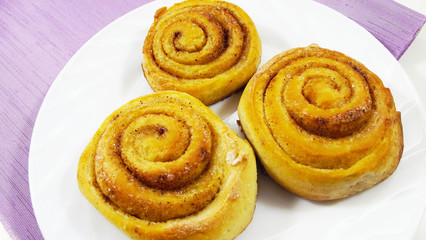 Obraz na płótnie Canvas Delicious homemade cinnamon buns.