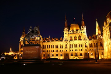 Fototapeta na wymiar Budapest Parliament Building in the Night