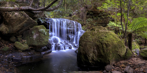 Weeping Rock Falls, Blue Mountains National Park