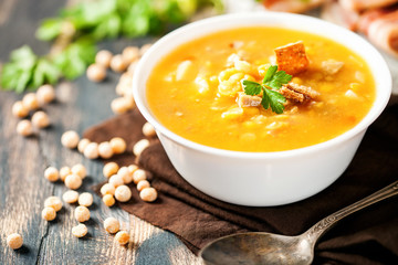 Pea soup
