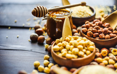 Different types of nuts
