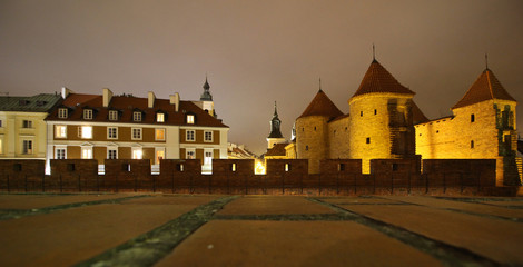 Barbacana de Varsovia, Polonia