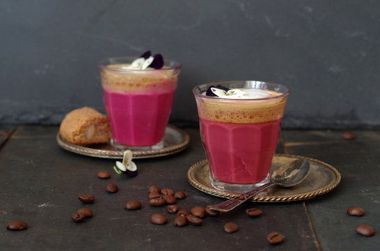 pink Espresso Latte - mit Rote Bete Saft