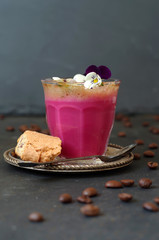 pink Espresso Latte - mit Rote Bete Saft