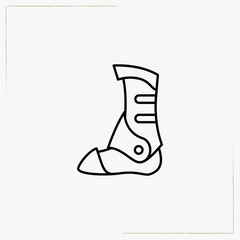 warrior armor shoe line icon - 192713432