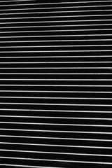 Obraz premium Tło. Poziome paski metalowe na czarnym tle