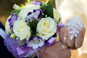 flower, bouquet, love, day, valentine, marriage, background, hymeneal, rings, decoration, concept, holiday, object, celebration, creative, gold, couple, engagement,