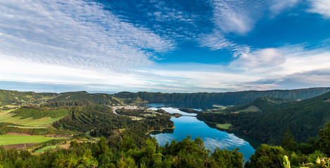 Naklejka premium Lagoon of the Seven Cities