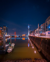 Düsseldorf blick aus dem Hafen raus