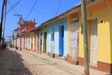 Fototapeta na wymiar typisches Straßenbild in Trinidad Cuba